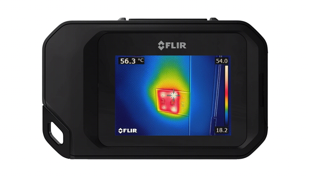 Намерете бързо скритите течове в банята с FLIR камера